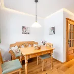 Stanglhof - By Mynests * Bad Aussee